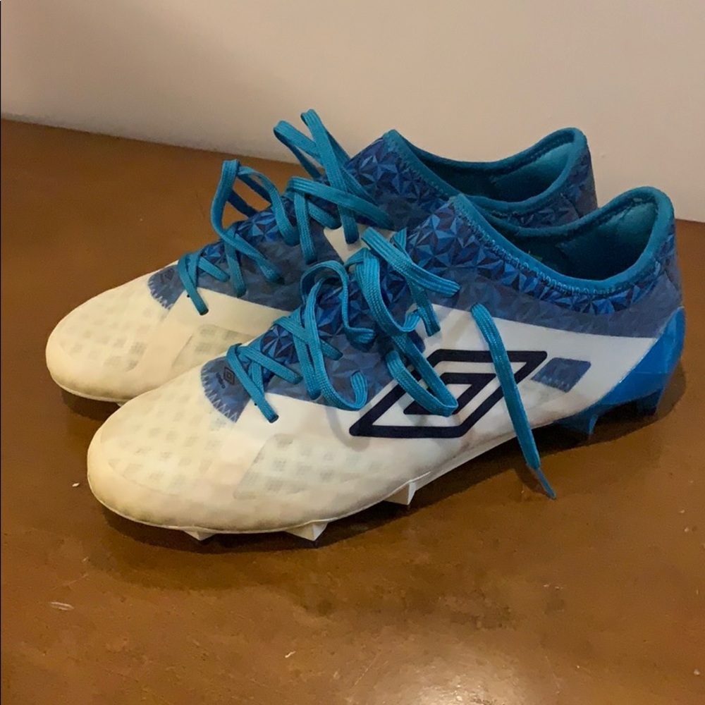 Umbro Velocita 3
